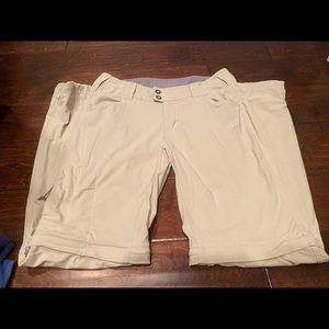 COLUMBIA OMNI SHIELD CAPRIS PANTS